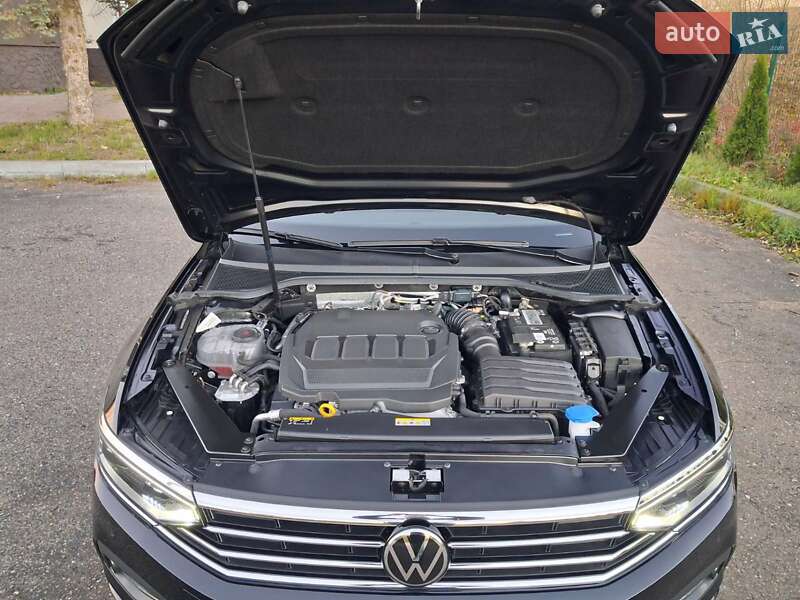 Универсал Volkswagen Passat 2020 в Калуше