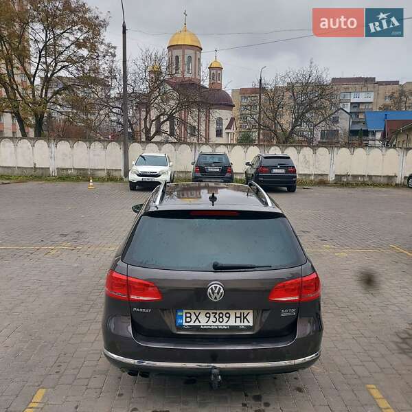 Універсал Volkswagen Passat 2012 в Хмельницькому