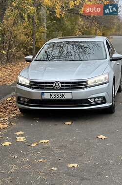 Седан Volkswagen Passat 2016 в Кривому Розі