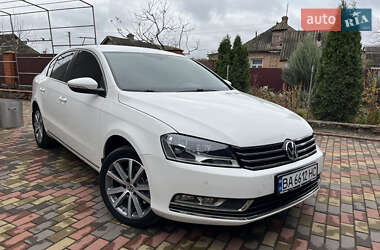 Volkswagen Passat 2012 Volkswagen Passat 2012