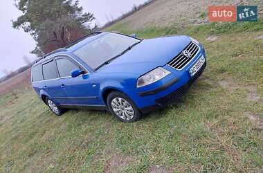 Універсал Volkswagen Passat 2003 в Володимир-Волинському