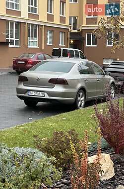 Седан Volkswagen Passat 2012 в Киеве