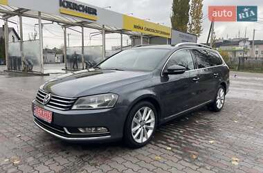 Volkswagen Passat 2011 Volkswagen Passat 2011
