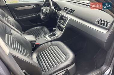 Универсал Volkswagen Passat 2011 в 