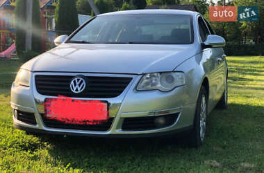 Седан Volkswagen Passat 2005 в Коломиї