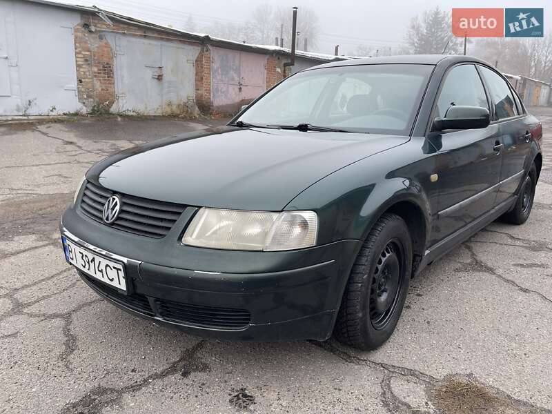 Седан Volkswagen Passat 1997 в Полтаве