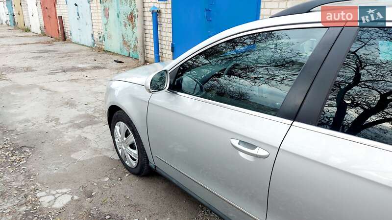 Универсал Volkswagen Passat 2005 в Светловодске