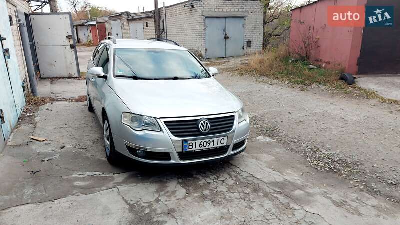 Универсал Volkswagen Passat 2005 в Светловодске