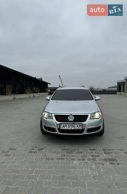 Универсал Volkswagen Passat 2009 в Житомире