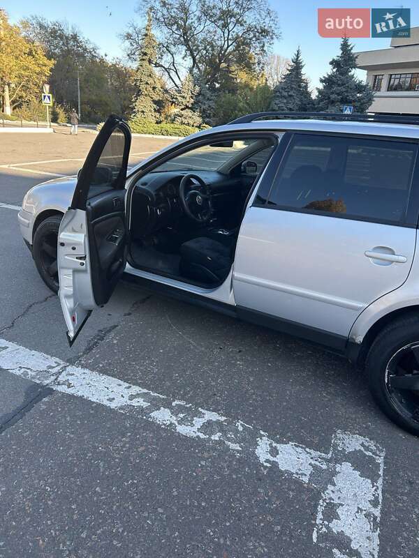 Універсал Volkswagen Passat 1999 в Чорноморську