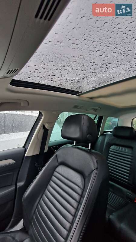 Универсал Volkswagen Passat 2015 в Львове