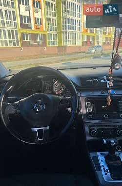 Седан Volkswagen Passat 2010 в Полтаве