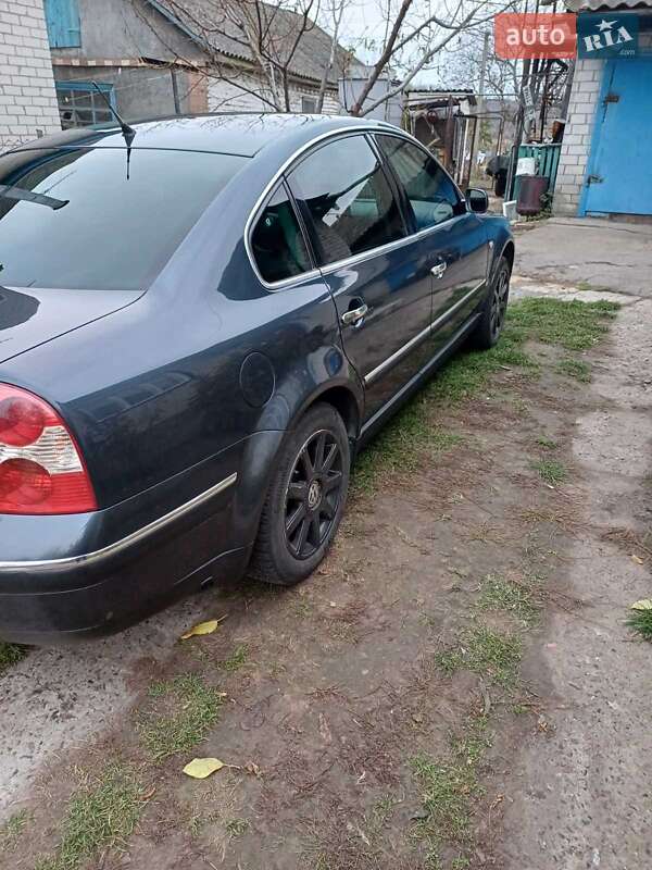 Седан Volkswagen Passat 2002 в Черкасах