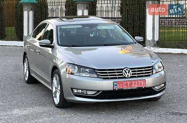 Седан Volkswagen Passat 2013 в Дубно