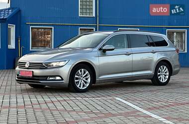 Универсал Volkswagen Passat 2015 в Бердичеве