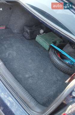 Седан Volkswagen Passat 2000 в Виннице