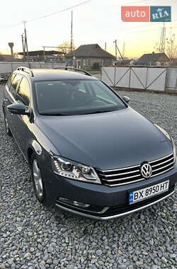 Універсал Volkswagen Passat 2011 в Новоселиці