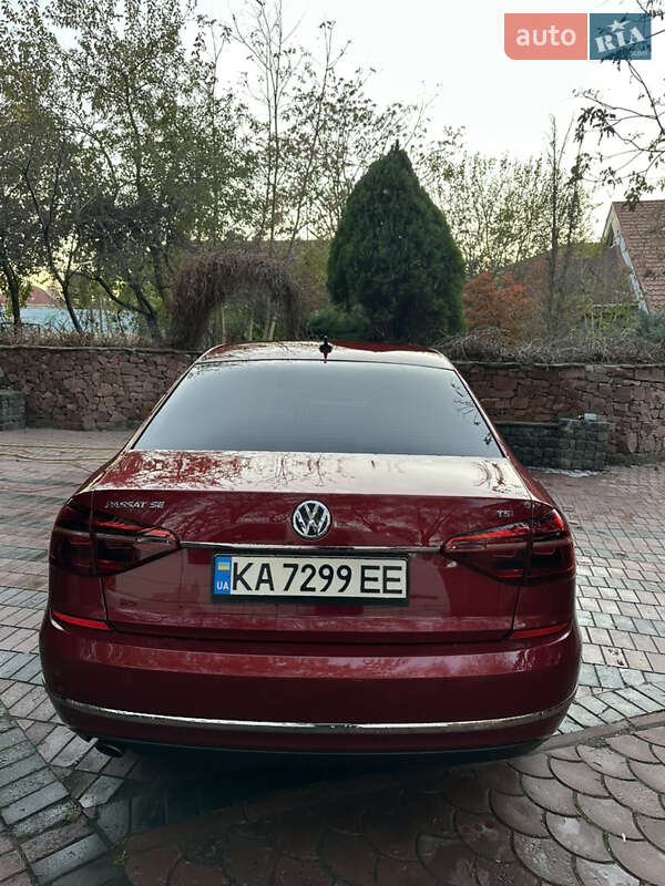 Седан Volkswagen Passat 2018 в Києві