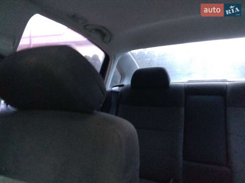 Седан Volkswagen Passat 1998 в Владимире