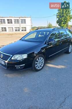 Універсал Volkswagen Passat 2009 в Шполі