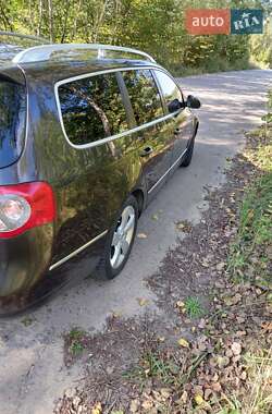 Универсал Volkswagen Passat 2006 в  фото 3 Универсал Volkswagen Passat 2006 в