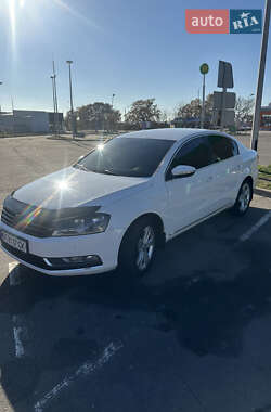 Седан Volkswagen Passat 2011 в Вознесенську