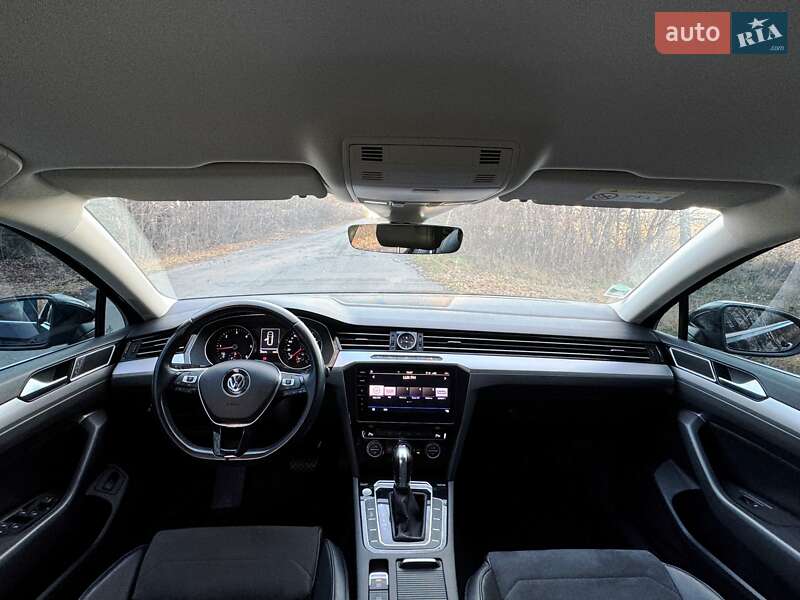 Универсал Volkswagen Passat 2019 в Житомире