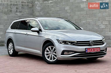 Универсал Volkswagen Passat 2020 в Ровно