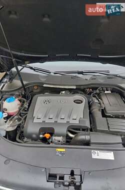 Универсал Volkswagen Passat 2013 в Новоархангельске