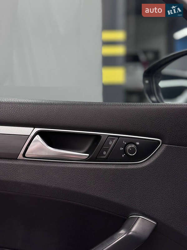 Седан Volkswagen Passat 2016 в Кропивницькому