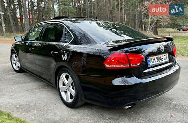 Седан Volkswagen Passat 2013 в Киеве