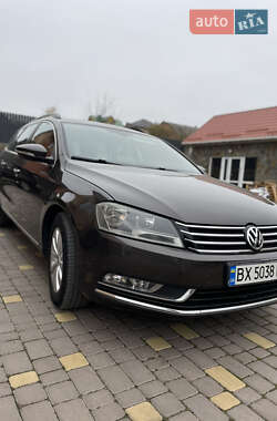 Універсал Volkswagen Passat 2012 в Хмельницькому