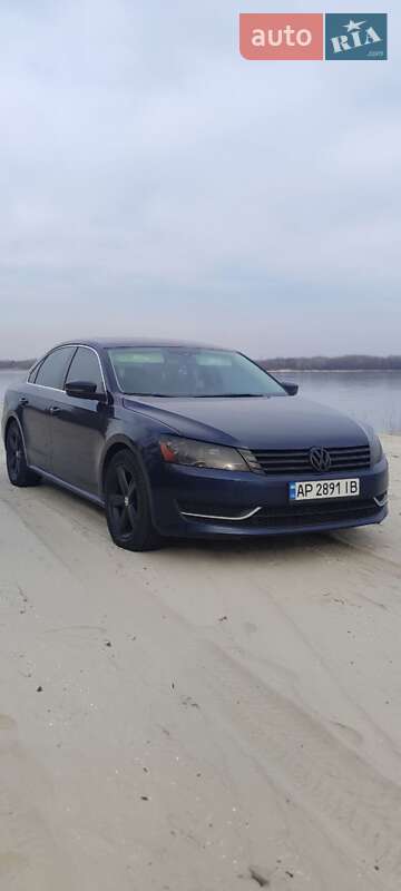 Седан Volkswagen Passat 2013 в Запорожье