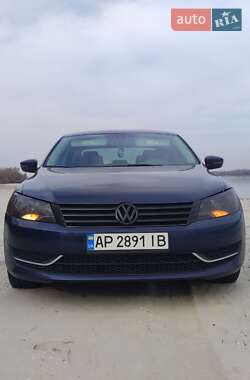 Седан Volkswagen Passat 2013 в Запоріжжі