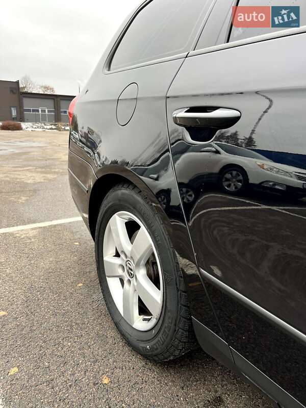 Універсал Volkswagen Passat 2009 в Ковелі