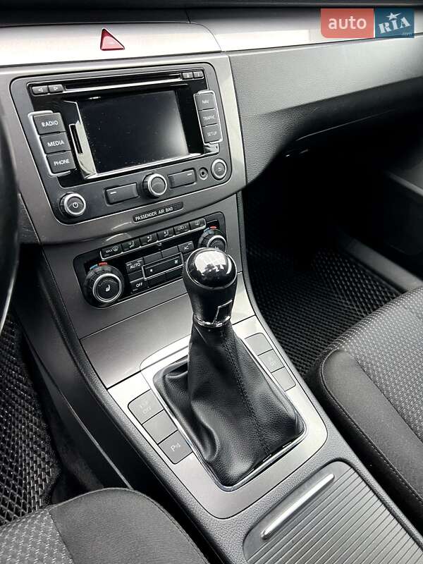 Універсал Volkswagen Passat 2009 в Ковелі