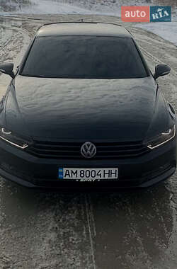 Седан Volkswagen Passat 2016 в Коростене