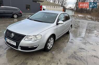 Седан Volkswagen Passat 2005 в Дрогобичі