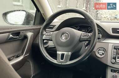 Универсал Volkswagen Passat 2012 в Днепре