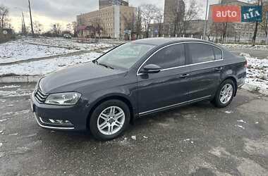 Volkswagen Passat 2013