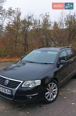 Универсал Volkswagen Passat 2008 в Хороле