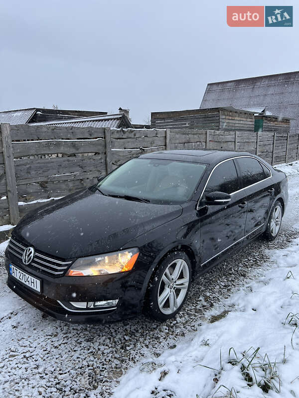 Седан Volkswagen Passat 2013 в Бурштыне