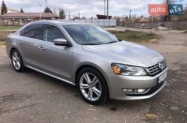 Седан Volkswagen Passat 2013 в Кривому Розі