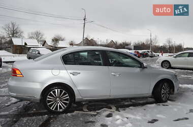 Седан Volkswagen Passat 2013 в Чернигове