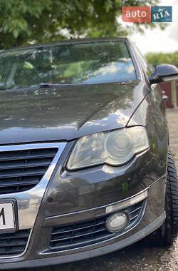 Седан Volkswagen Passat 2008 в Киеве