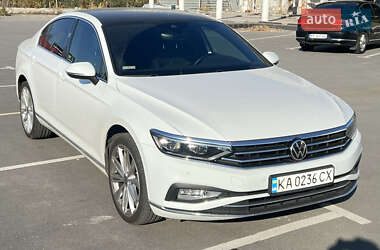 Volkswagen Passat 2021