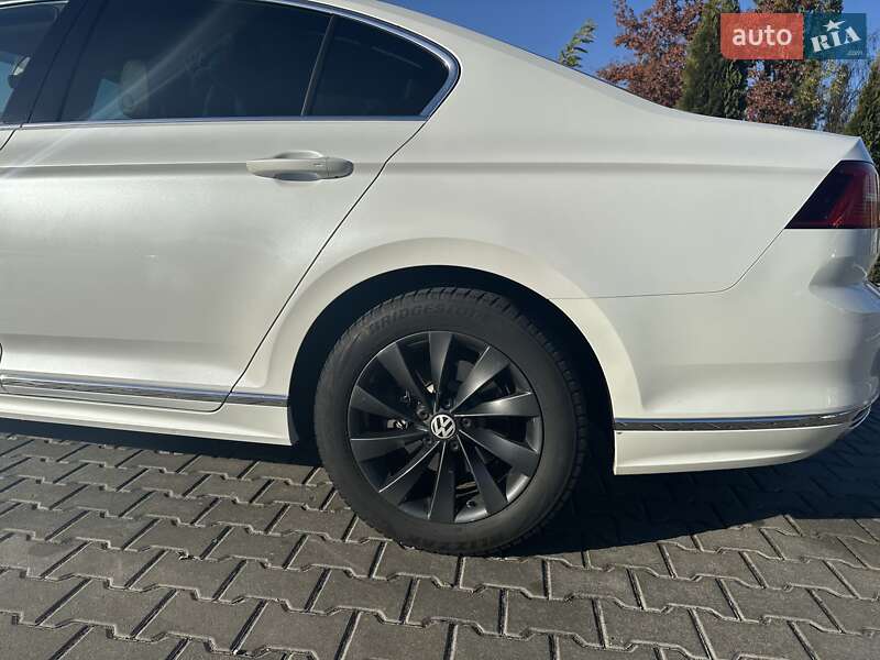 Седан Volkswagen Passat 2018 в Кременчуге