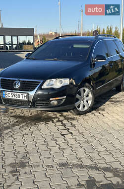 Универсал Volkswagen Passat 2005 в Яворове