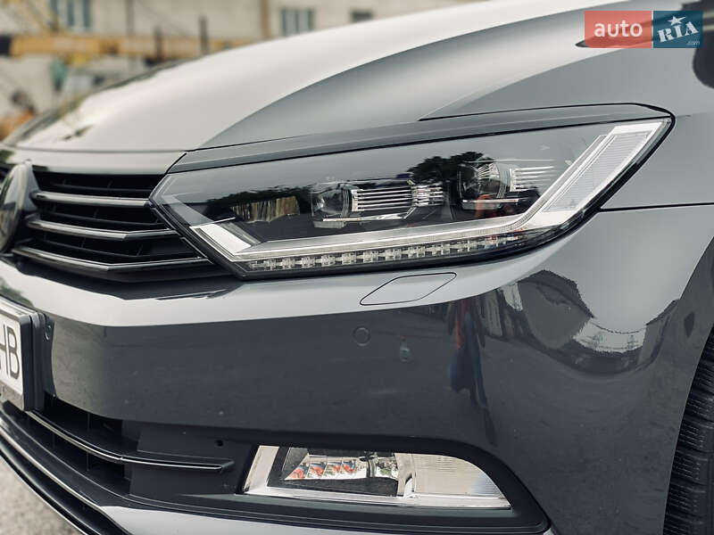 Универсал Volkswagen Passat 2015 в Ивано-Франковске