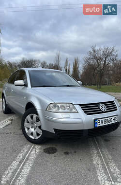 Седан Volkswagen Passat 2003 в Александрие